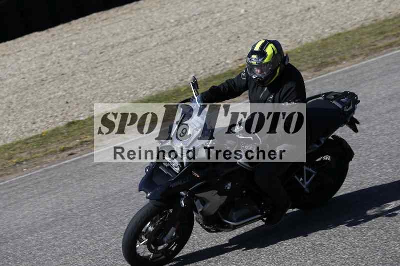 /01 02.04.2026 MAZ ADR/Gruppe rot/9